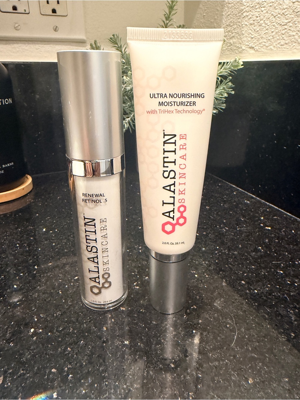 ALASTIN - Ultra Moisturizer & Renewal Retinol
